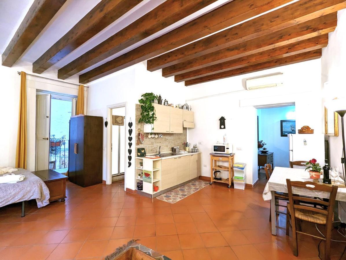 La Casa Delle Fate * Syracuse